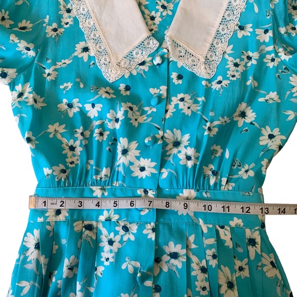 Vintage 80s KARIN STEVENS Blue Daisy Blouson Dress Bib Collar Cottagecore Size 8 - Picture 6 of 9